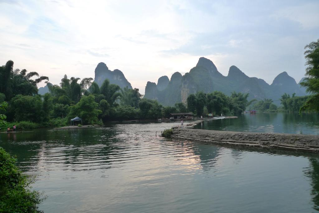 Dragon River Retreat Hotel Yangshuo Esterno foto